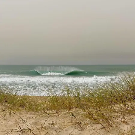 Surf And Stones 佩尼契