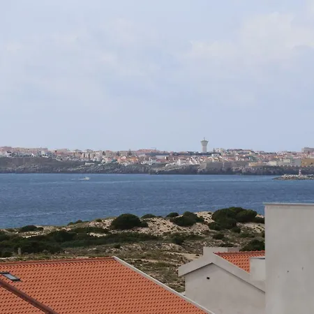 Surf And Stones 佩尼契